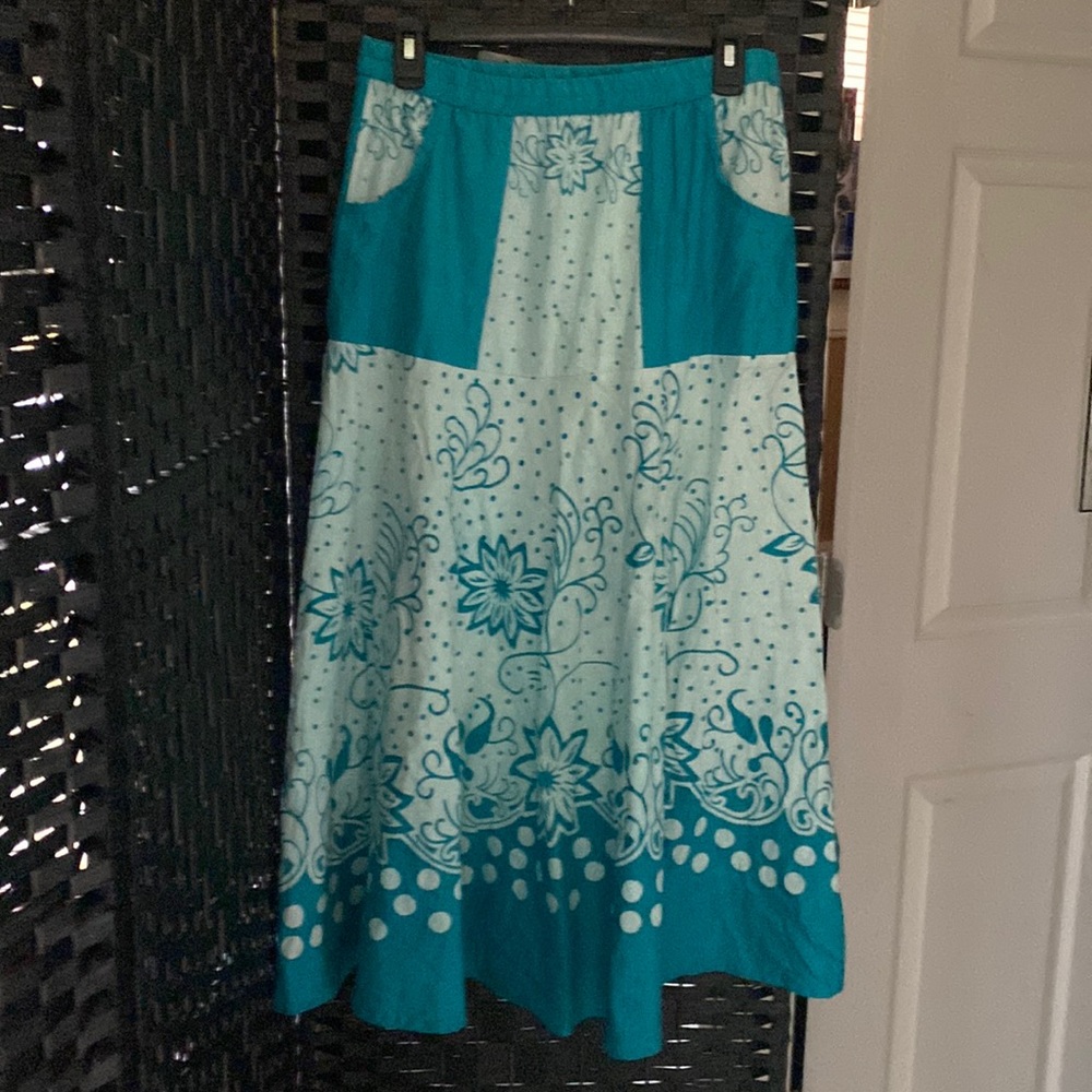 BNWT Uniti Casuals 1 size fits most with elastic waist front 2 pockets teal blue